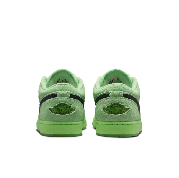 Air Jordan 1 Low Sneakers - Light Green & Black
