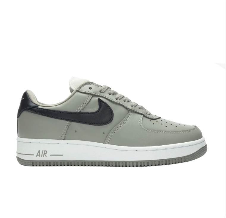 Nike Air Force 1 Low Sneakers - Gray & Black