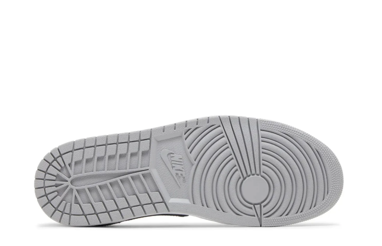 Nike Low-Top Sneakers - White, Light Grey & Black